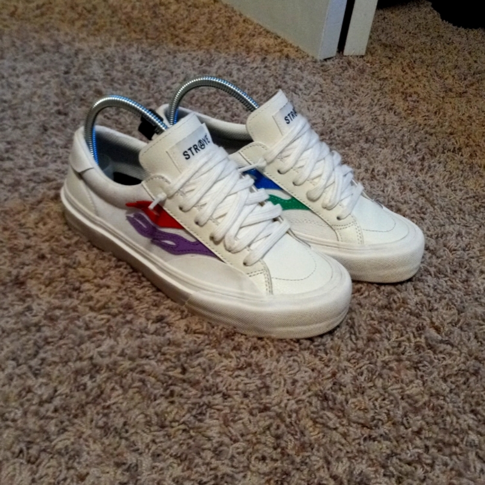 Logan Straye shoes
